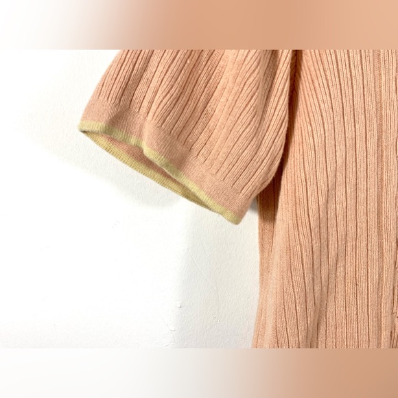 Vintage Rayon Cotton Short Sleeve Cardigan Sweater with Dark Mother of Pearl - Picture 7 of 10